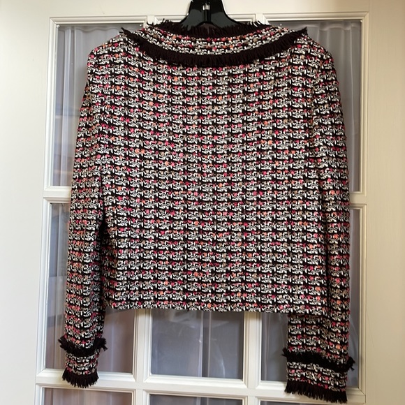 St John blazer, size 8, beautiful frills and buttons - Picture 2 of 5